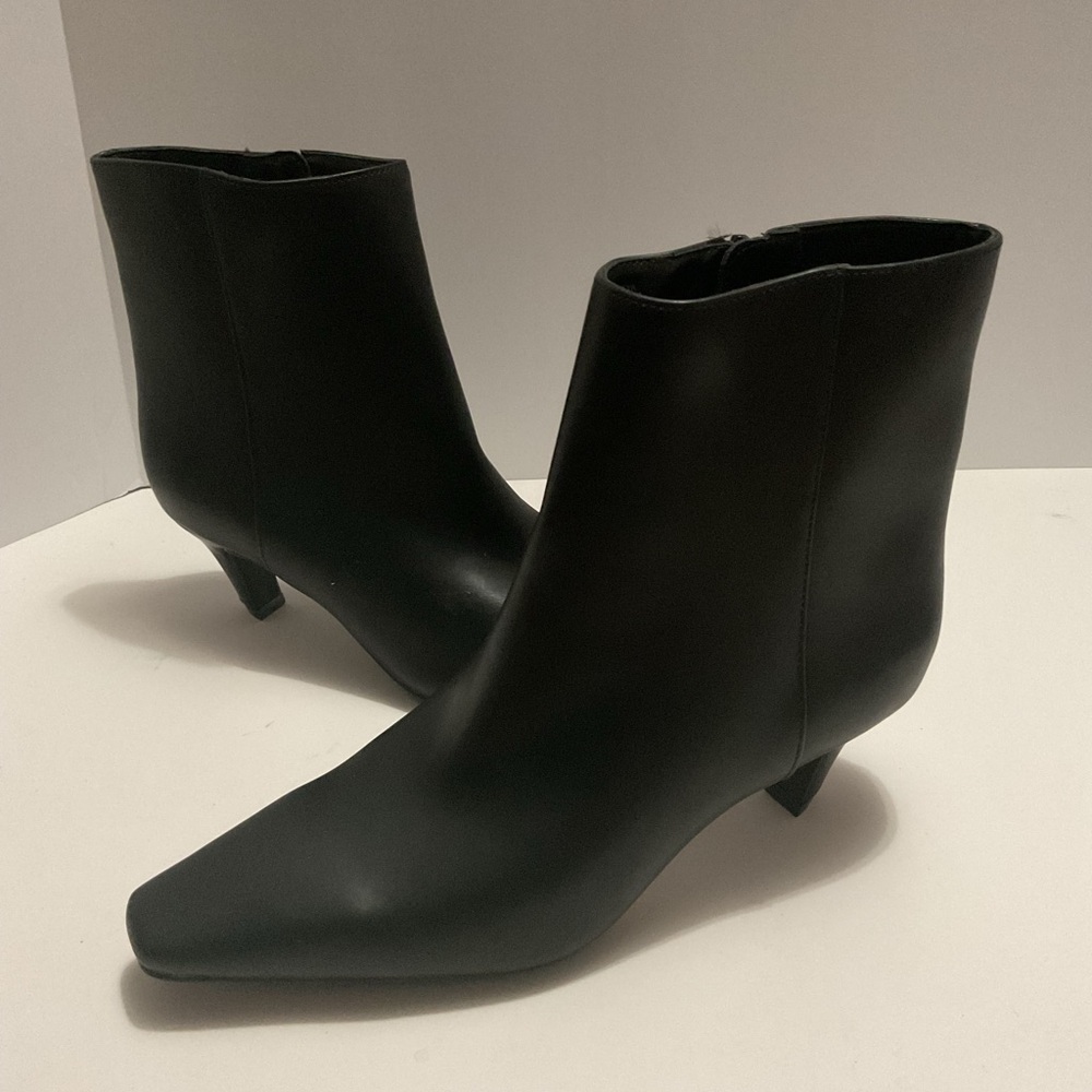 New Elegant Black Ankle Boots